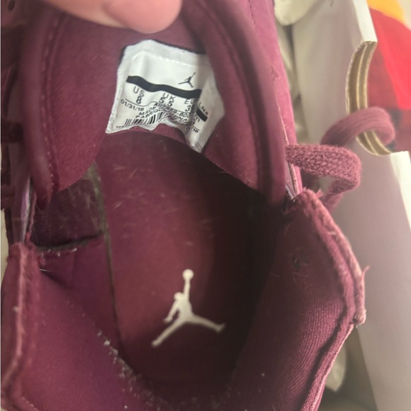 Jordan 3 Bordeaux - Picture 7 of 7